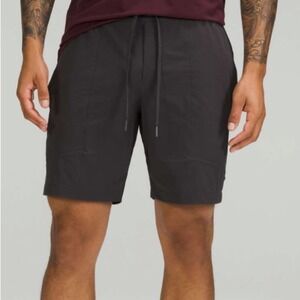 Lululemon Bowline Short 8" Stretch Ripstop Gray Size M